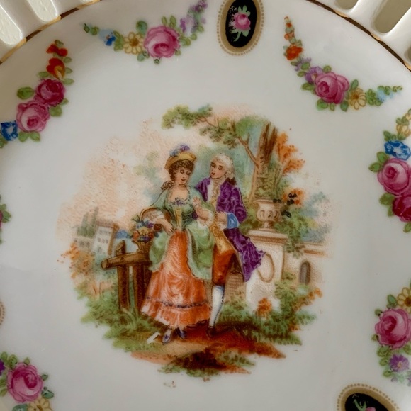 Vintage German Porcelain Reticulated Trinket Dishes - Picture 8 of 15